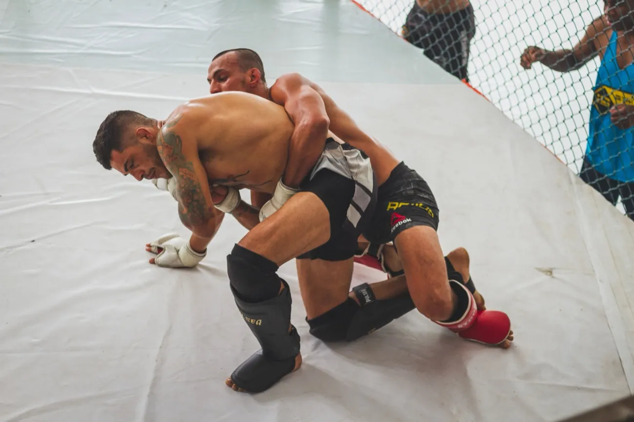 MMA training at Konquer